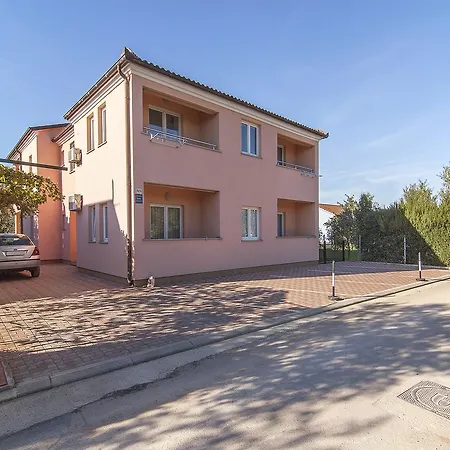 Apartment Alen
