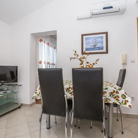 Alen Apartment Fazana